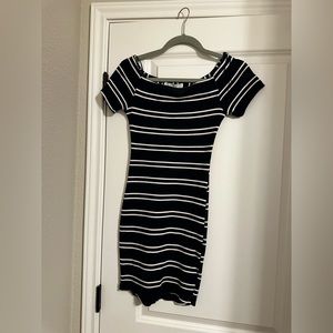 ASTR knit blue striped dress size s